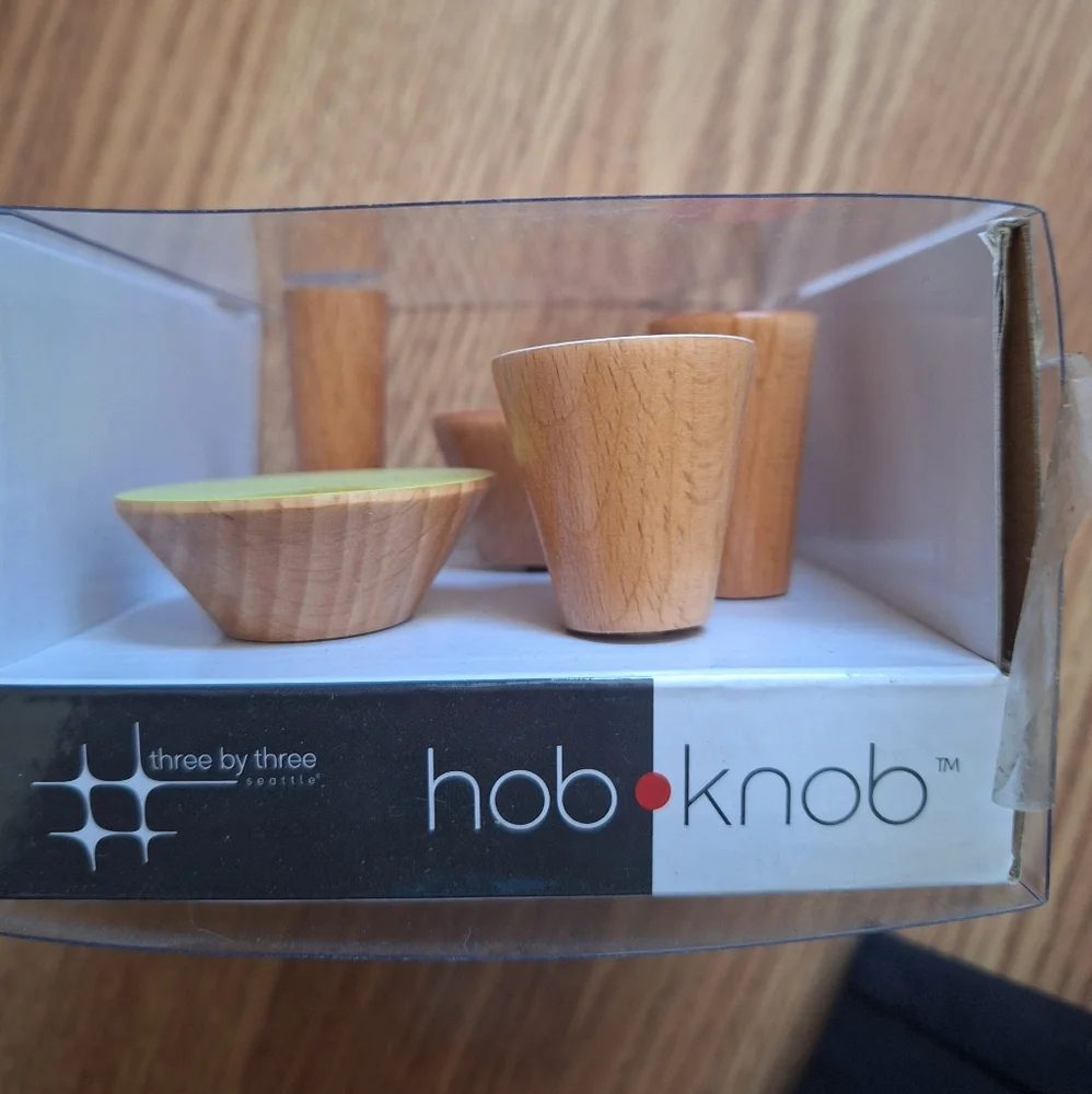 Hob Knob Wooden Knob Set